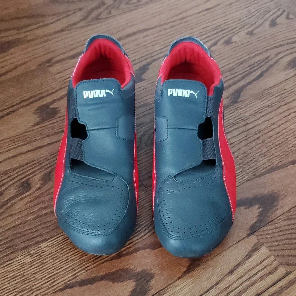 Puma Gray & Red Slide On Sneakers